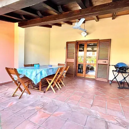 Villino Il Canneto Apartment